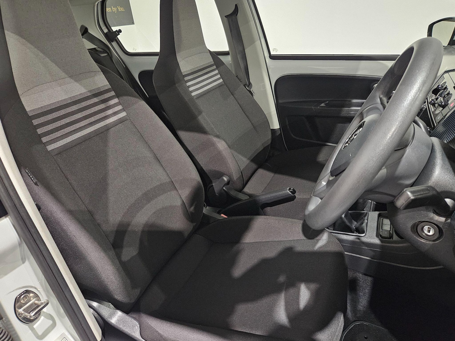 Used Volkswagen up! 2018 for sale - 76988339: Photo 14