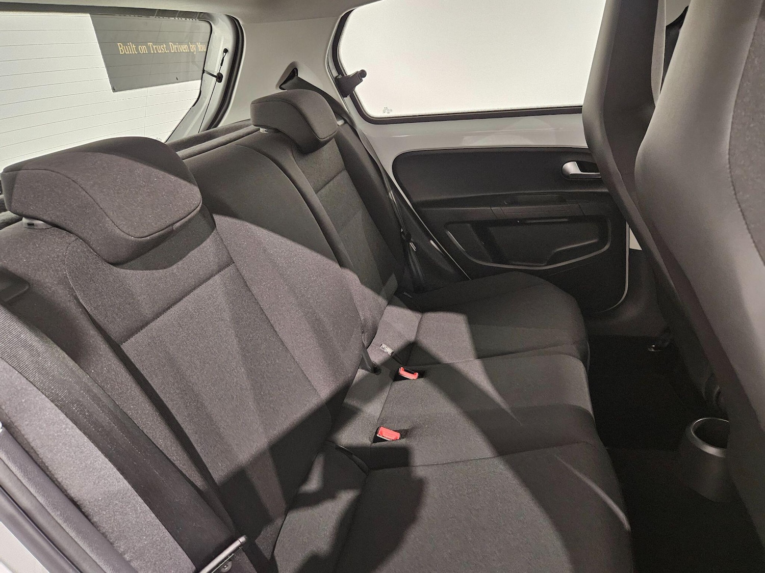 Used Volkswagen up! 2018 for sale - 76988339: Photo 15