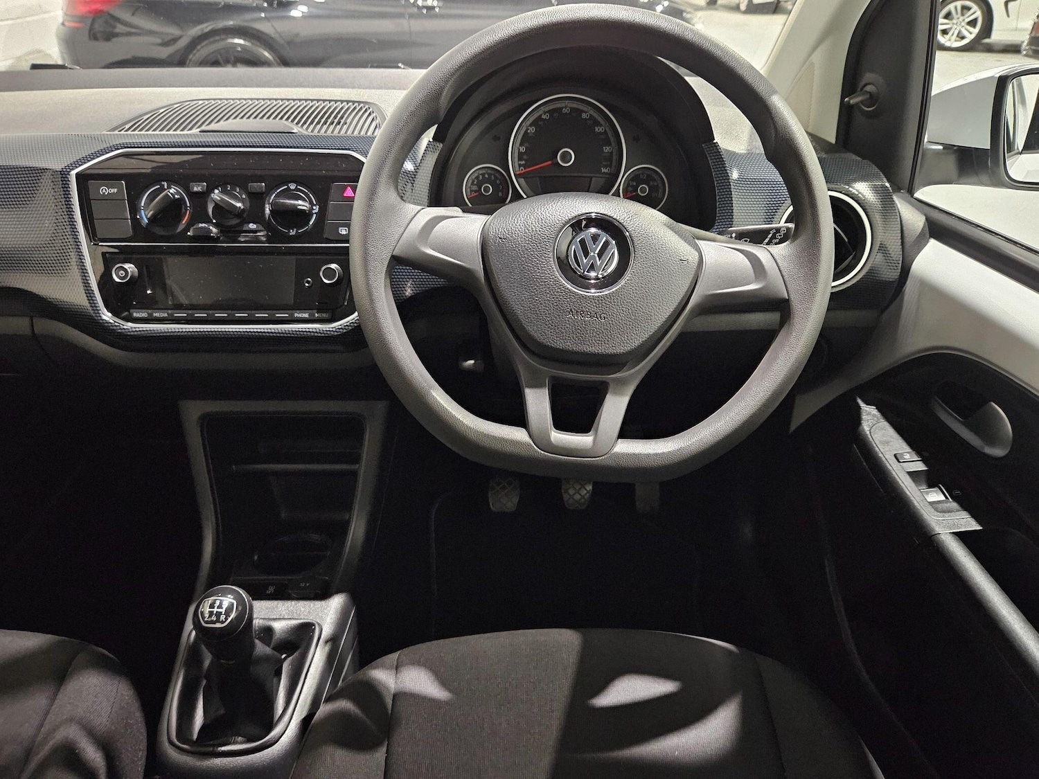 Used Volkswagen up! 2018 for sale - 76988339: Photo 18