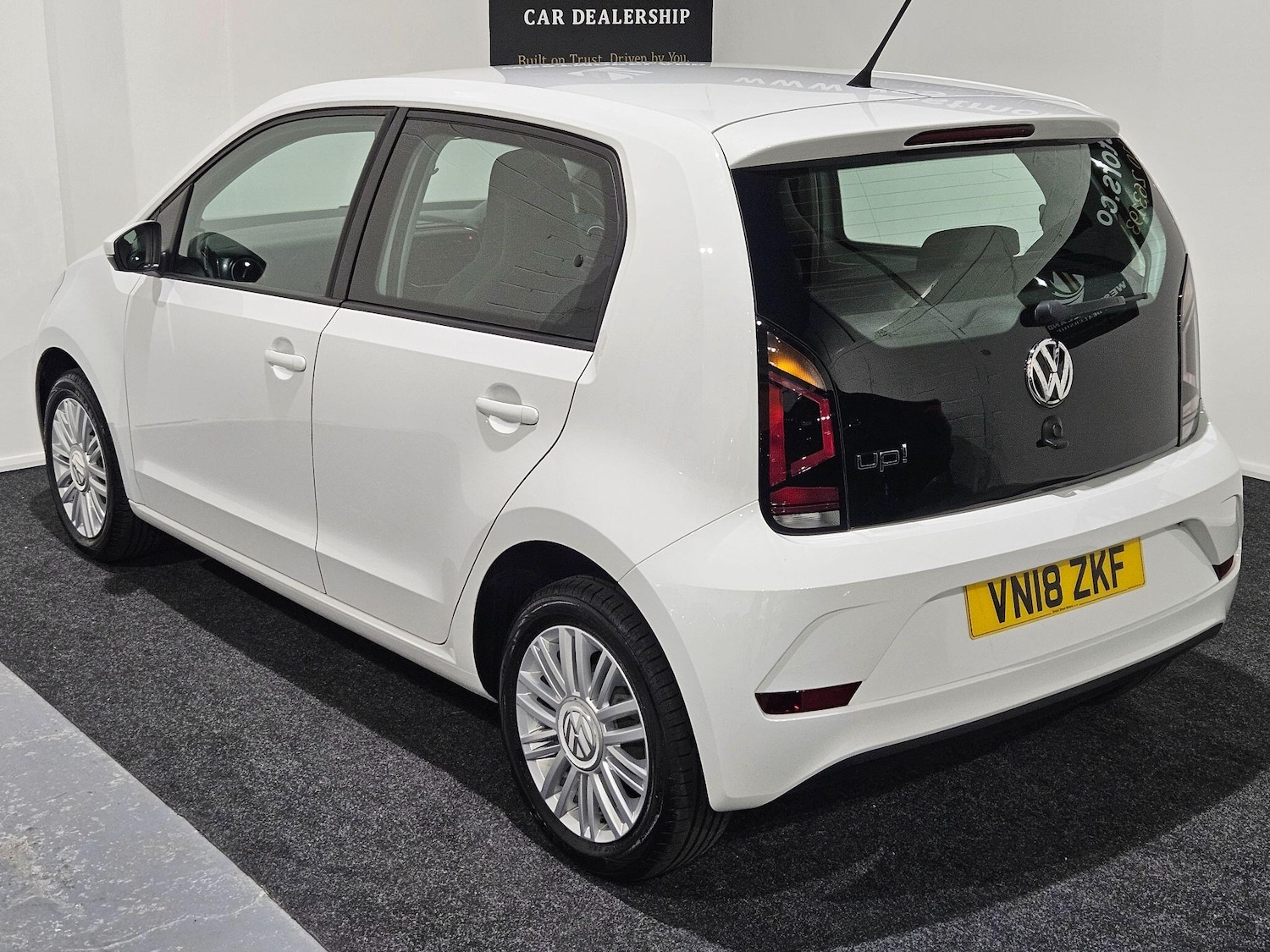 Used Volkswagen up! 2018 for sale - 76988339: Photo 8