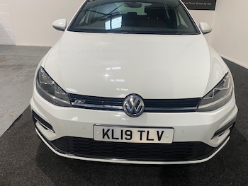 Used Volkswagen Golf 2019 for sale - 77237868: Photo