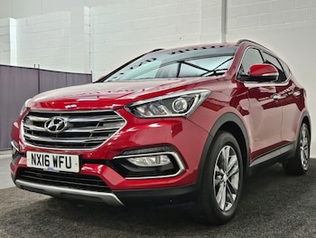 Used Hyundai Santa Fe 2016 for sale - 79337397: Photo