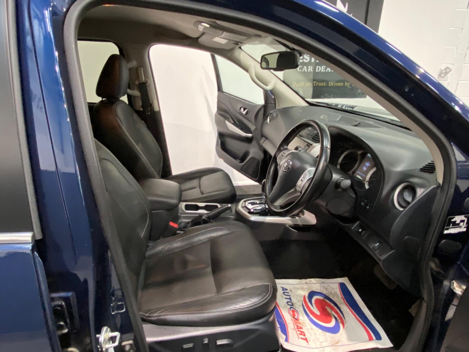 Used Nissan Navara 2019 for sale - 77695350: Photo 10