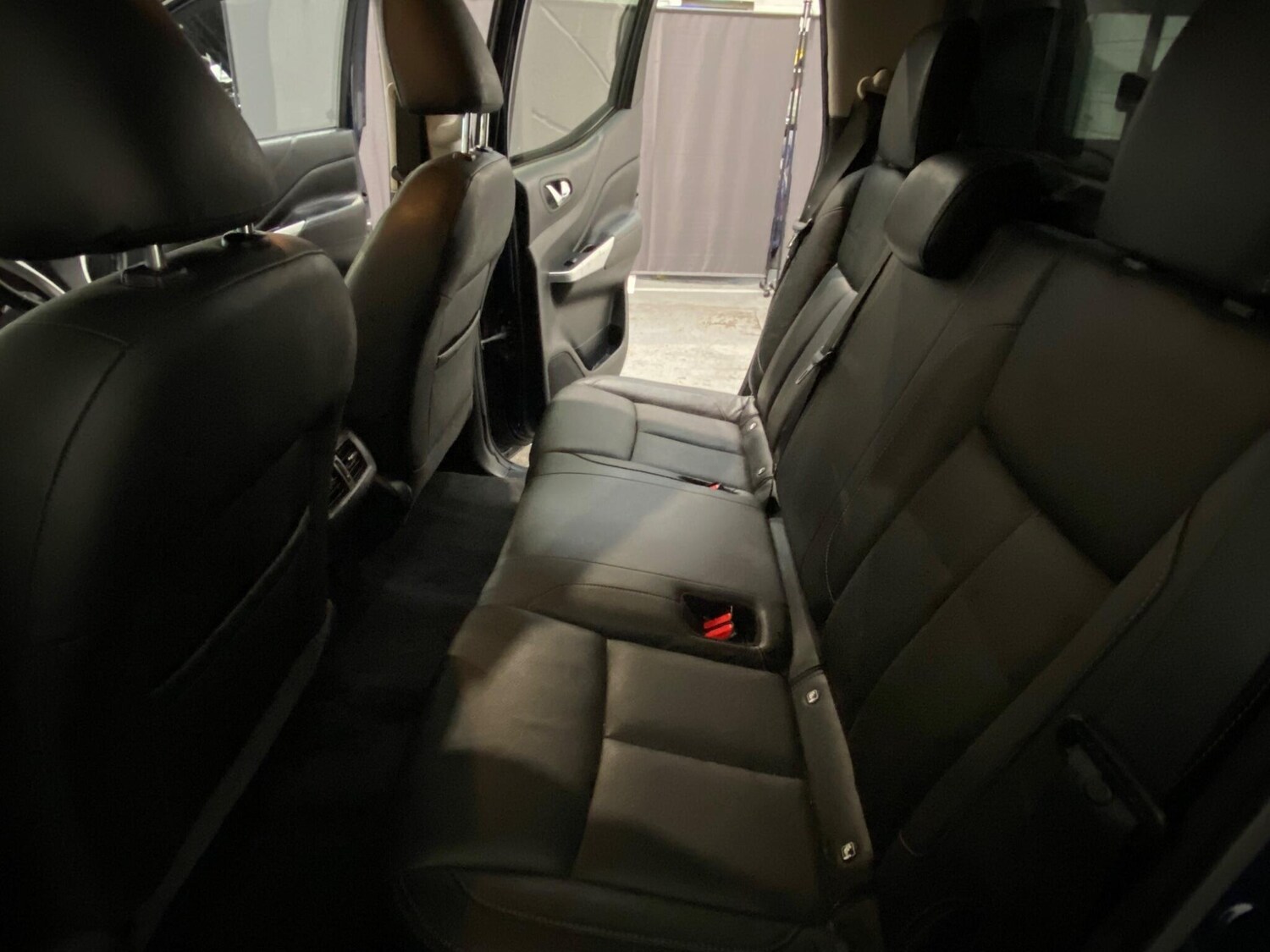 Used Nissan Navara 2019 for sale - 77695350: Photo 15