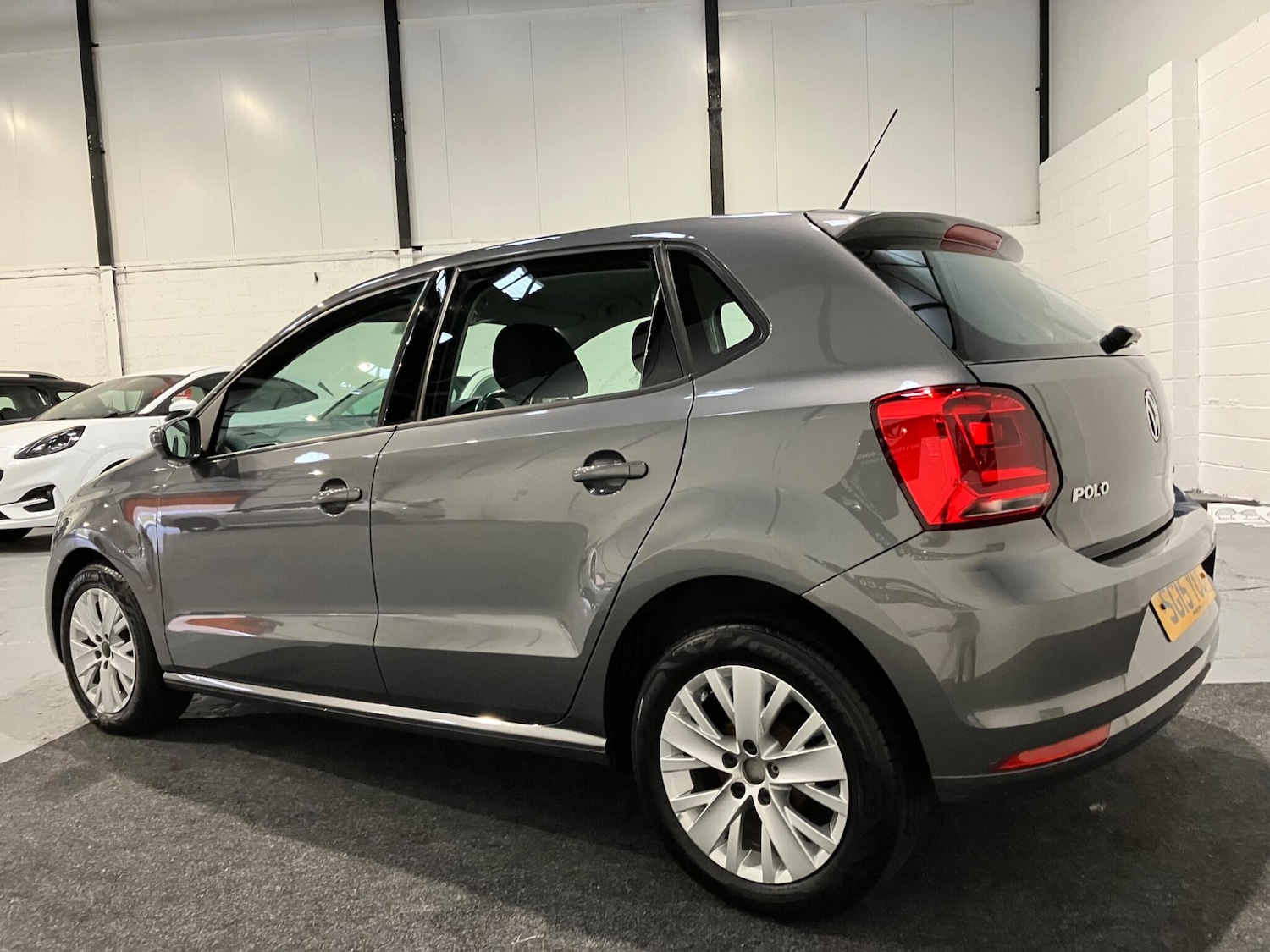 Used Volkswagen Polo 2015 for sale - 76550565: Photo 10