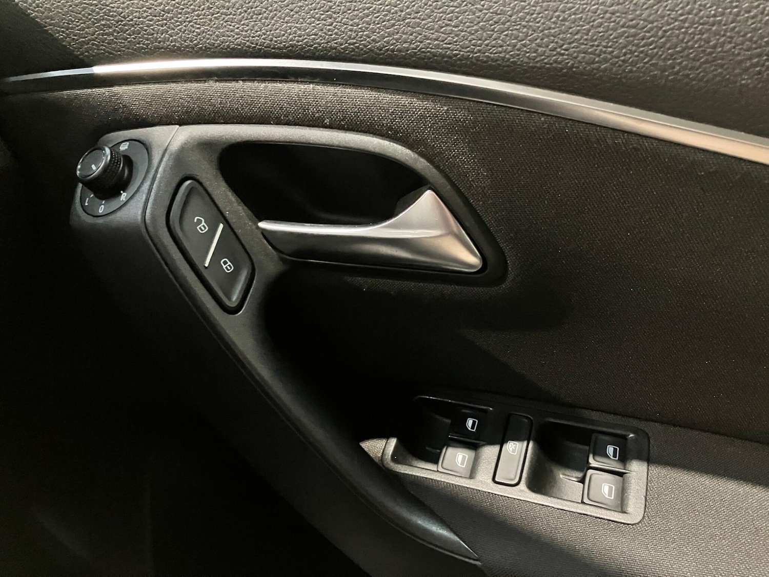 Used Volkswagen Polo 2015 for sale - 76550565: Photo 22