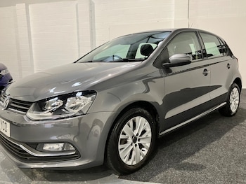 Used Volkswagen Polo 2015 for sale - 76550565: Photo