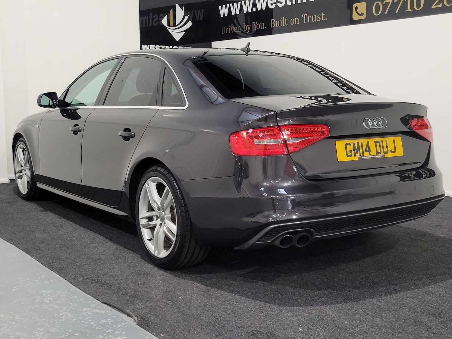 Used Audi A4 2014 for sale - 76413381: Photo 4