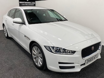 Used Jaguar XE 2015 for sale - 78157471: Photo