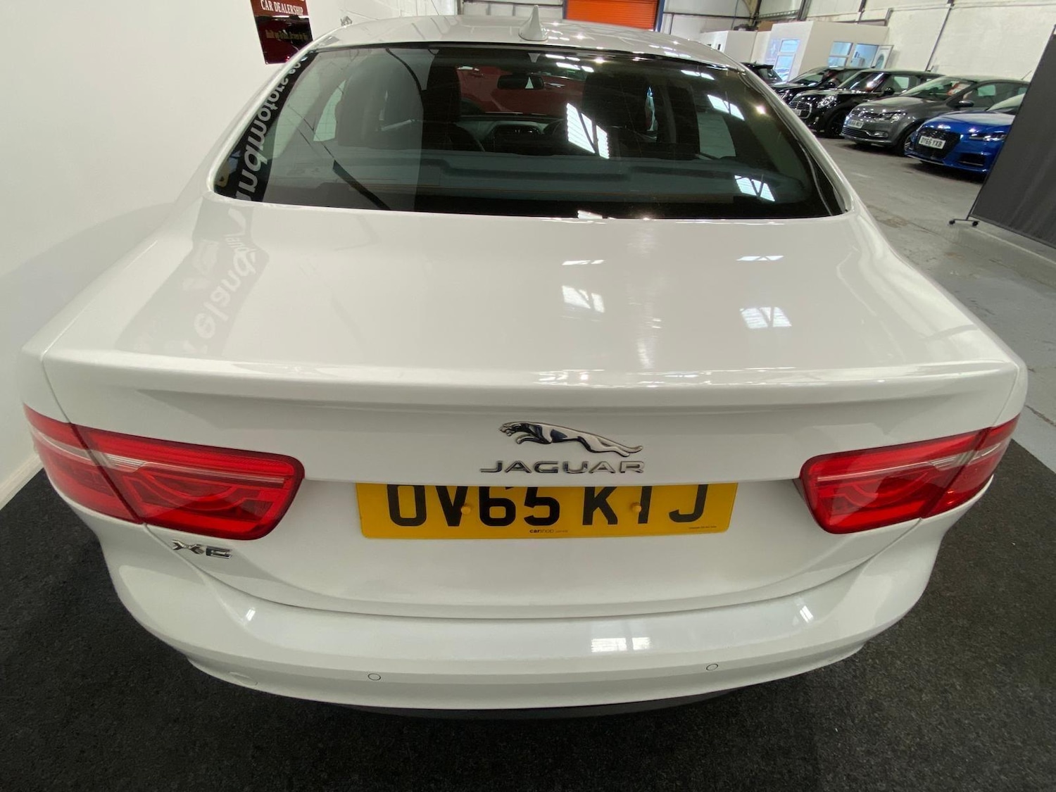 Used Jaguar XE 2015 for sale - 78157471: Photo 9