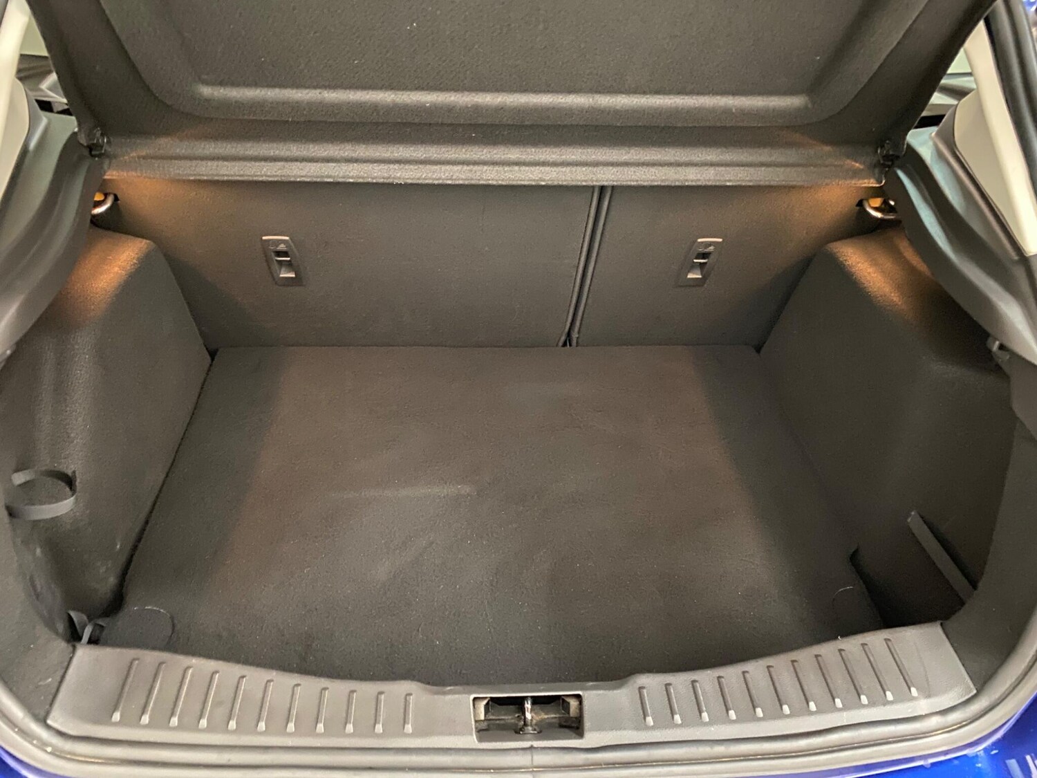 Used Ford Focus 2015 for sale - 77695937: Photo 12