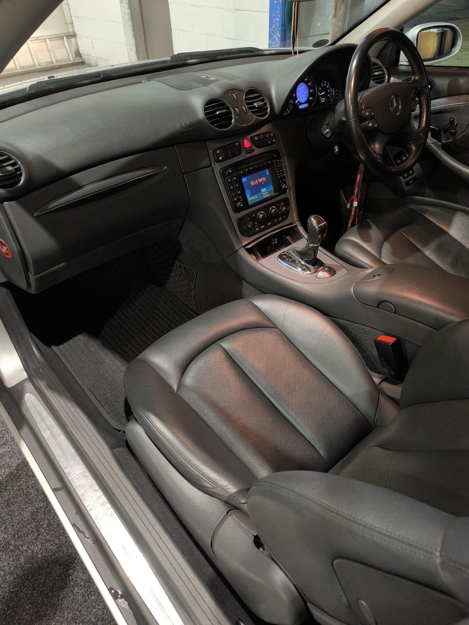 Used Mercedes-Benz CLK 2003 for sale - 77016179: Photo 12