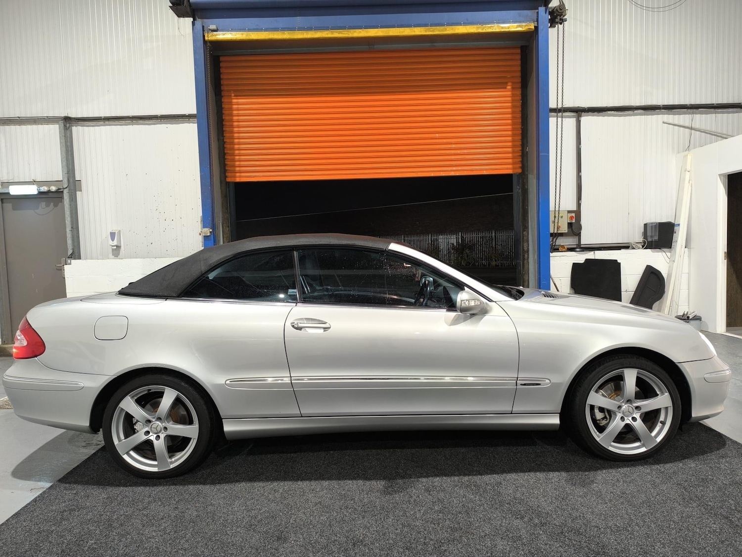 Used Mercedes-Benz CLK 2003 for sale - 77016179: Photo 5