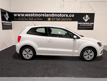 Used Volkswagen Polo 2014 for sale - 76432080: Photo