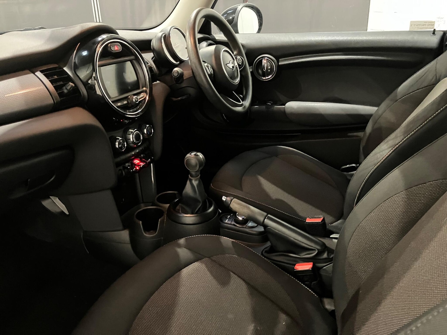 Used MINI Hatch 2018 for sale - 77305532: Photo 26