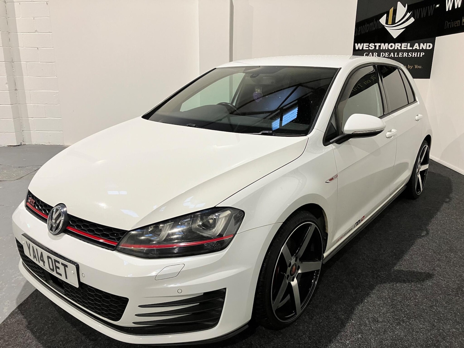 Used Volkswagen Golf 2014 for sale - 76413389: Photo 8