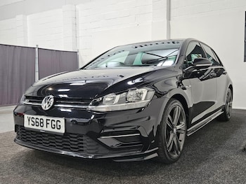 Used Volkswagen Golf 2018 for sale - 78549321: Photo