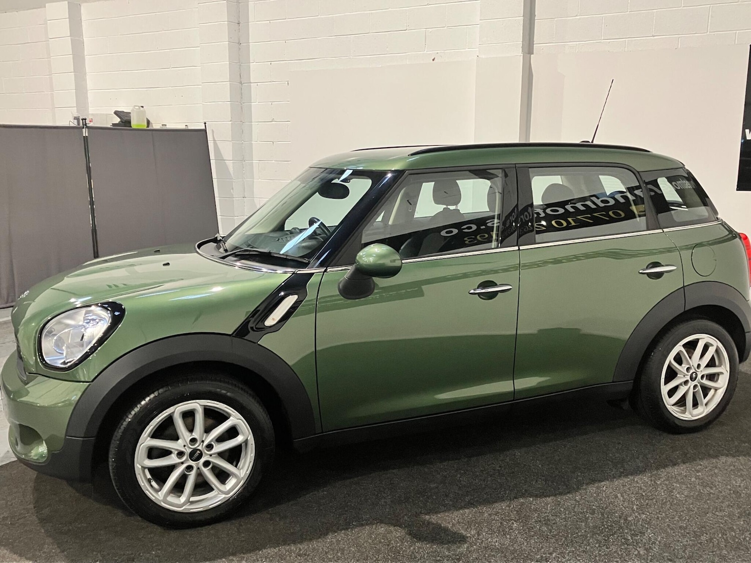 Used MINI Countryman 2016 for sale - 77400512: Photo 3