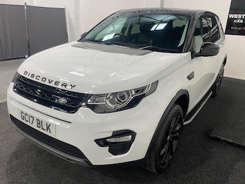 Used Land Rover Discovery Sport 2017 for sale - 77696456: Photo