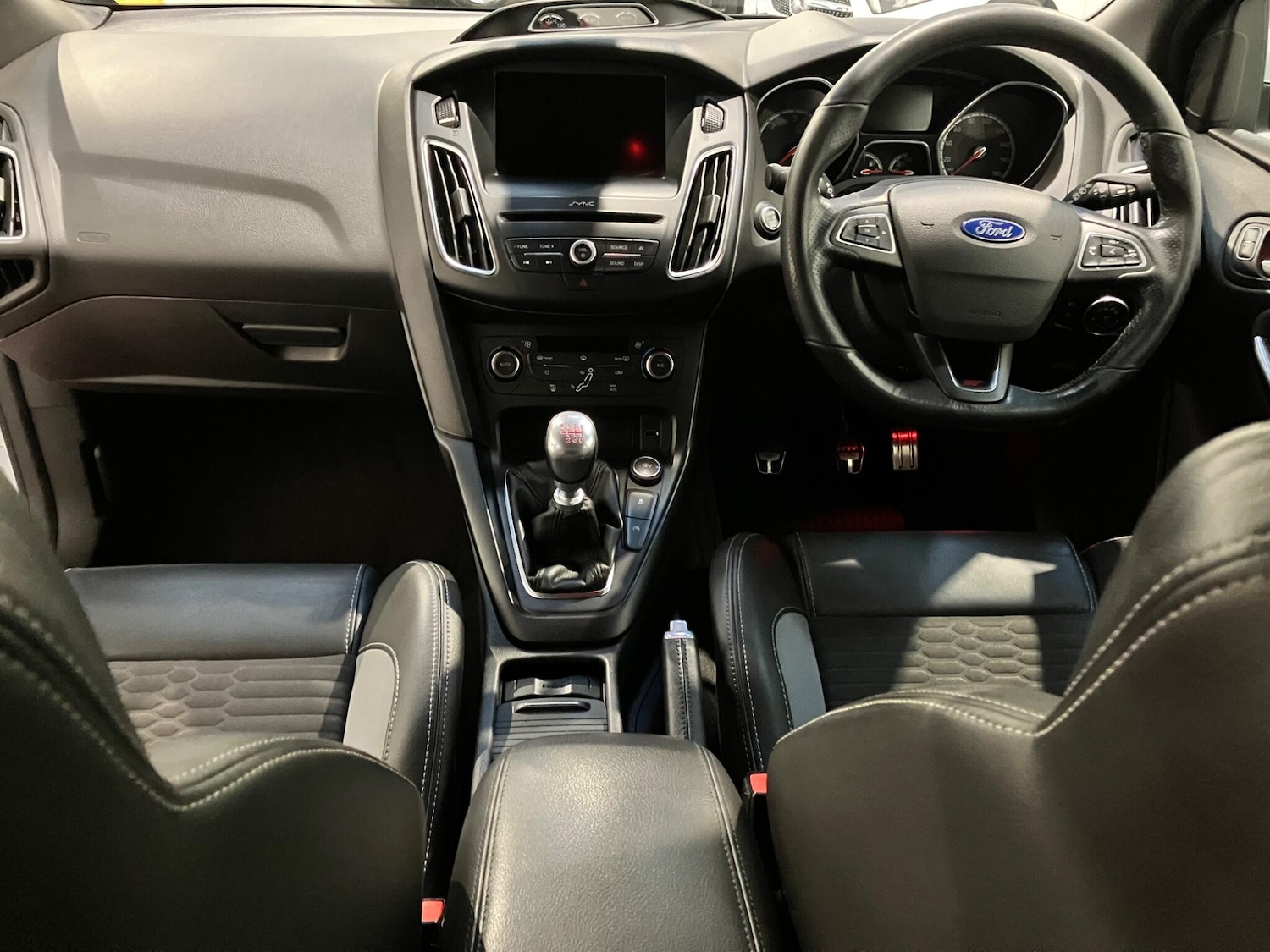 Used Ford Focus for sale - 76728741: Photo 14