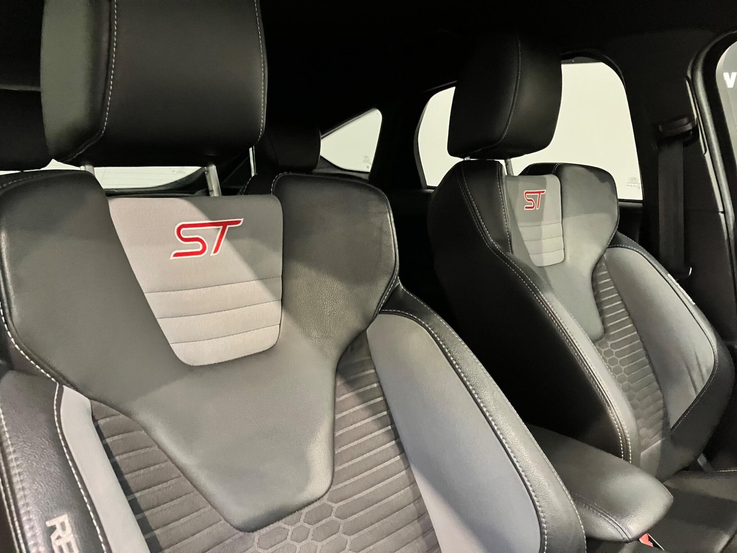 Used Ford Focus for sale - 76728741: Photo 23