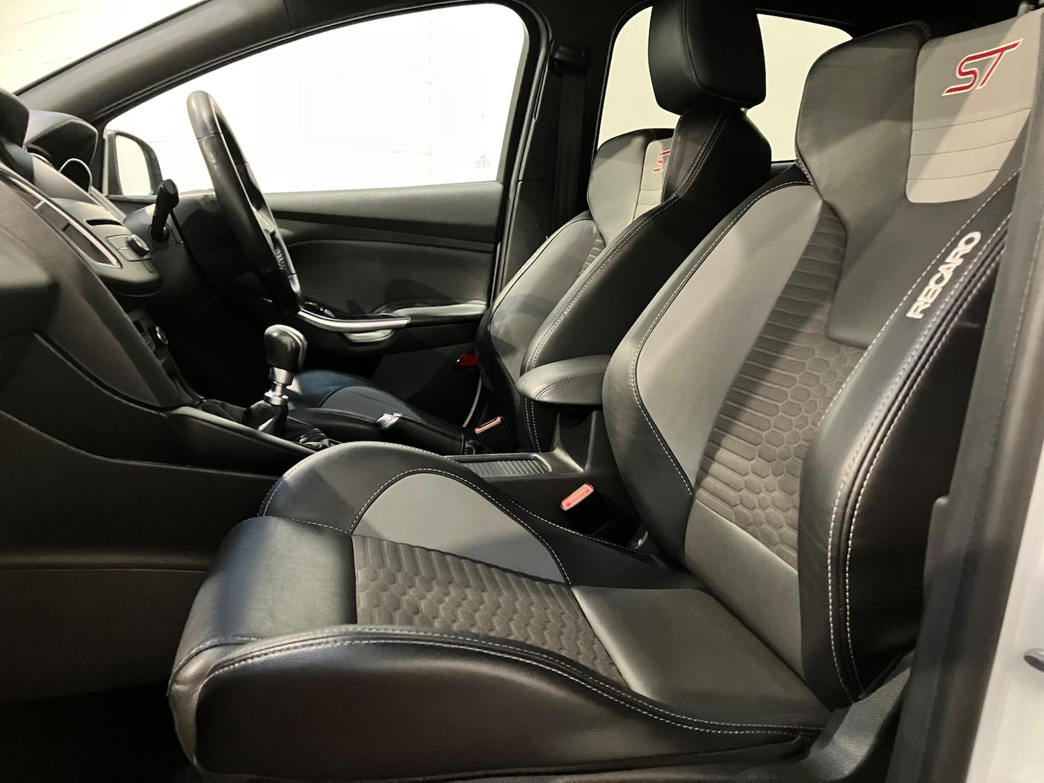 Used Ford Focus for sale - 76728741: Photo 34