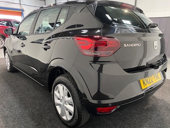 Used Dacia Sandero 2022 for sale - 77808017: Photo