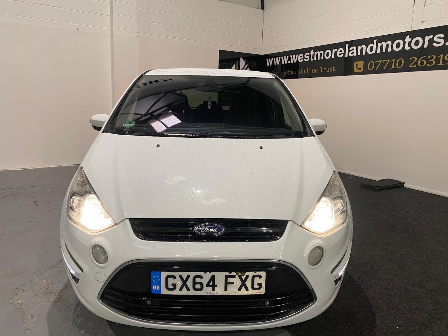 Used Ford S-Max 2015 for sale - 77191437: Photo 2