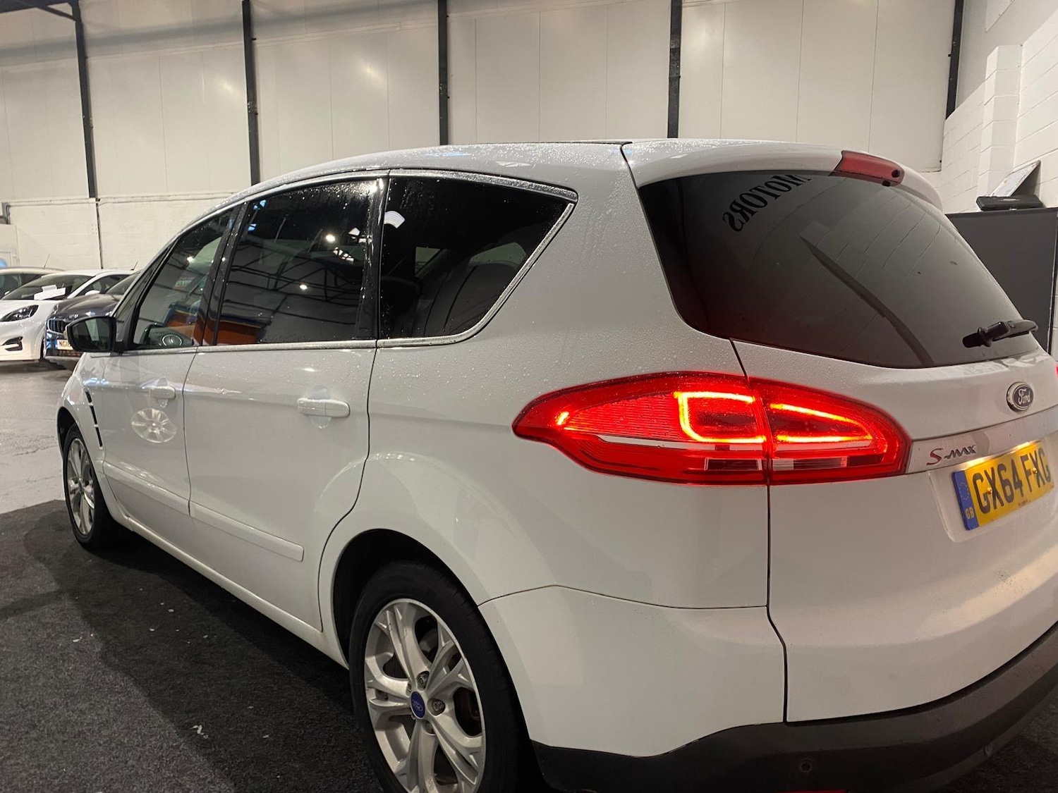 Used Ford S-Max 2015 for sale - 77191437: Photo 3