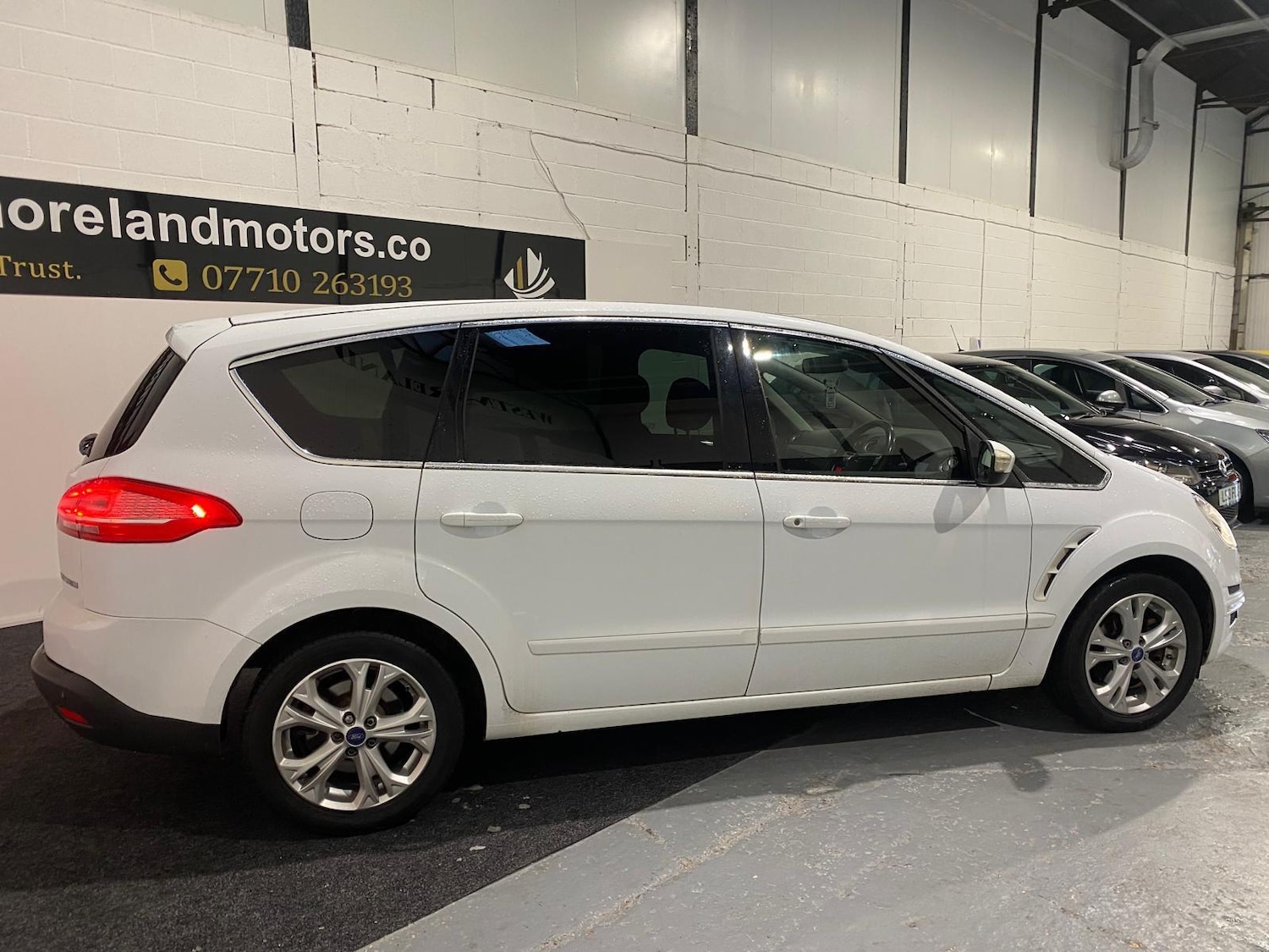 Used Ford S-Max 2015 for sale - 77191437: Photo 4