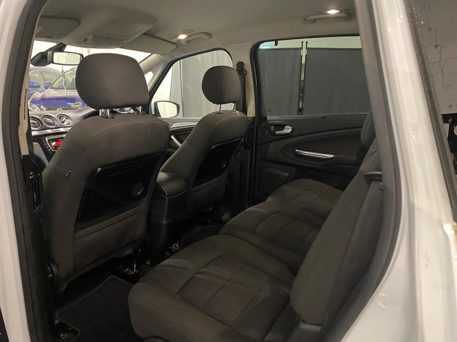 Used Ford S-Max 2015 for sale - 77191437: Photo 9