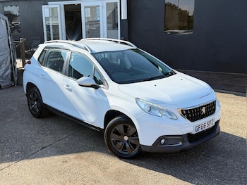 Used Peugeot 2008 2016 for sale - 79591602: Photo