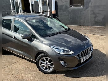 Used Ford Fiesta 2017 for sale - 79614569: Photo