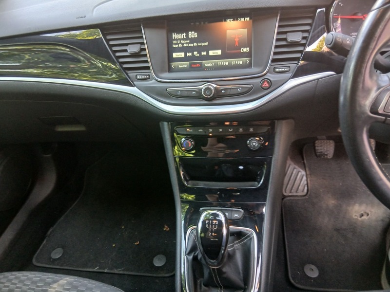 Used Vauxhall Astra 2017 for sale - 76934989: Photo 11