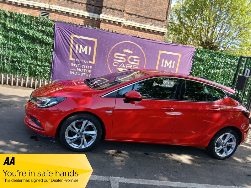 Used Vauxhall Astra 2017 for sale - 76934989: Photo 2