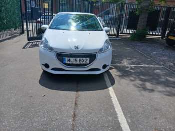 Used Peugeot 208 2015 for sale - 75057161: Photo