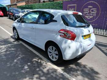 Used Peugeot 208 2015 for sale - 75057161: Photo