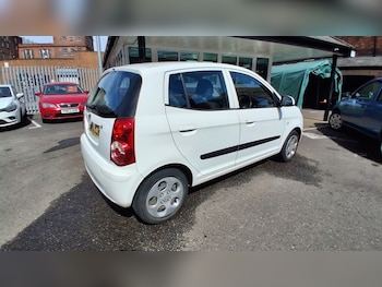 Used Kia Picanto 2010 for sale - 79482569: Photo