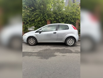 Used Fiat Grande Punto 2008 for sale - 75307581: Photo