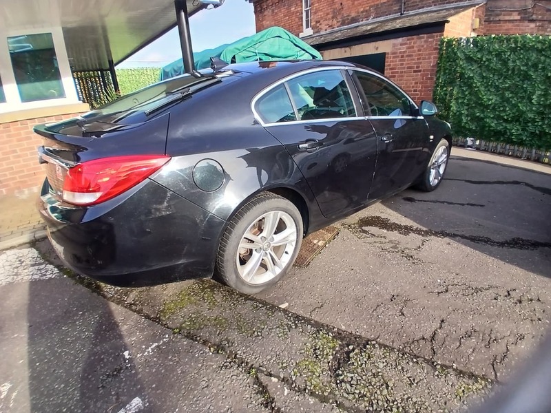 Used Vauxhall Insignia 2011 for sale - 77564133: Photo 6