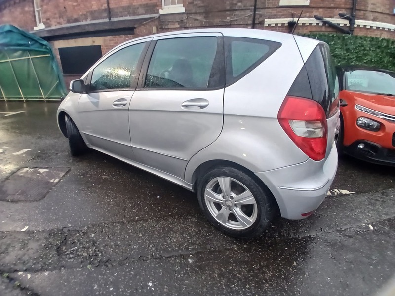 Used Mercedes-Benz A-Class 2012 for sale - 77399939: Photo 4