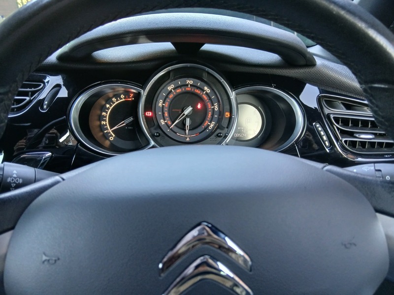 Used Citroen DS3 2015 for sale - 76821394: Photo 20