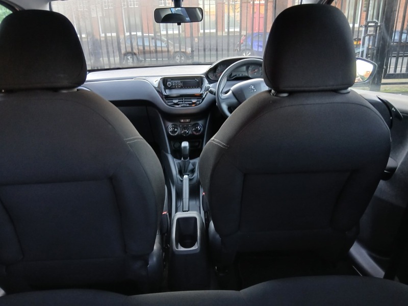 Used Peugeot 208 2015 for sale - 76821393: Photo 18
