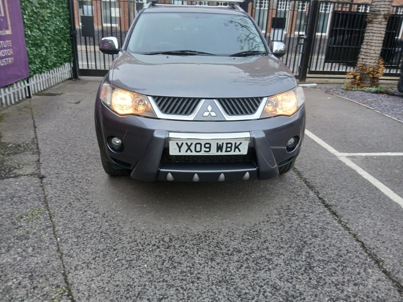 Used Mitsubishi Outlander 2009 for sale - 76445918: Photo 10