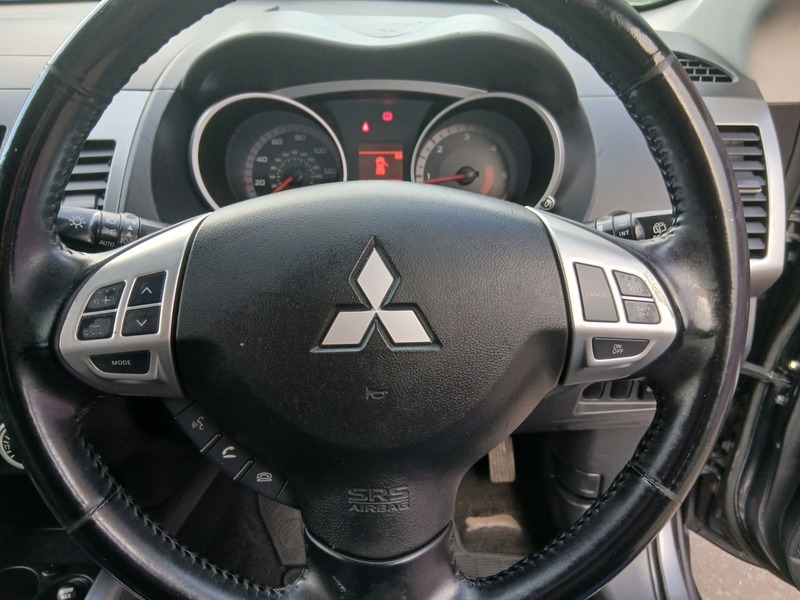Used Mitsubishi Outlander 2009 for sale - 76445918: Photo 11