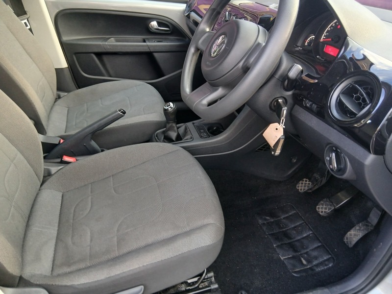 Used Volkswagen up! 2016 for sale - 77236933: Photo 11