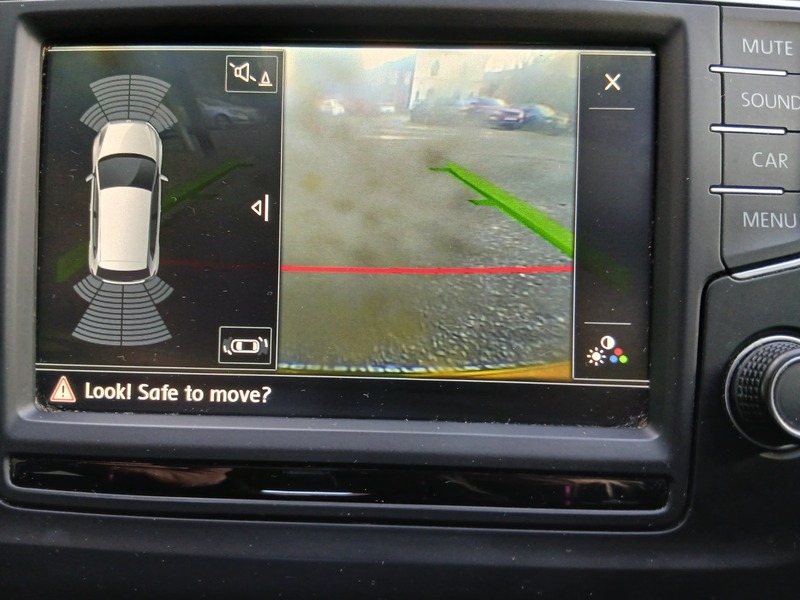 Used Volkswagen Polo 2015 for sale - 77399946: Photo 11