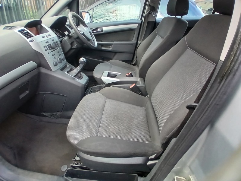 Used Vauxhall Zafira 2010 for sale - 77535661: Photo 18