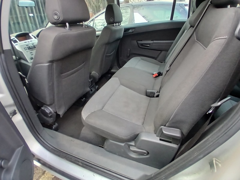 Used Vauxhall Zafira 2010 for sale - 77535661: Photo 19