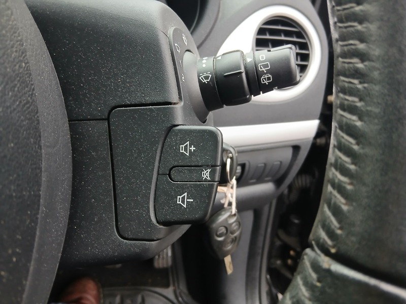 Used Renault Clio 2006 for sale - 76986569: Photo 13